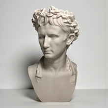Cargar imagen en el visor de la galería, Busto de Augusto de Bevilacqua