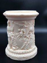 Cargar imagen en el visor de la galería, Compra el puteal de la Moncloa y disfruta del nacimiento de Atenea en cualquier rincón de tu casa