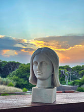 Cargar imagen en el visor de la galería, Cabeza de Hispania